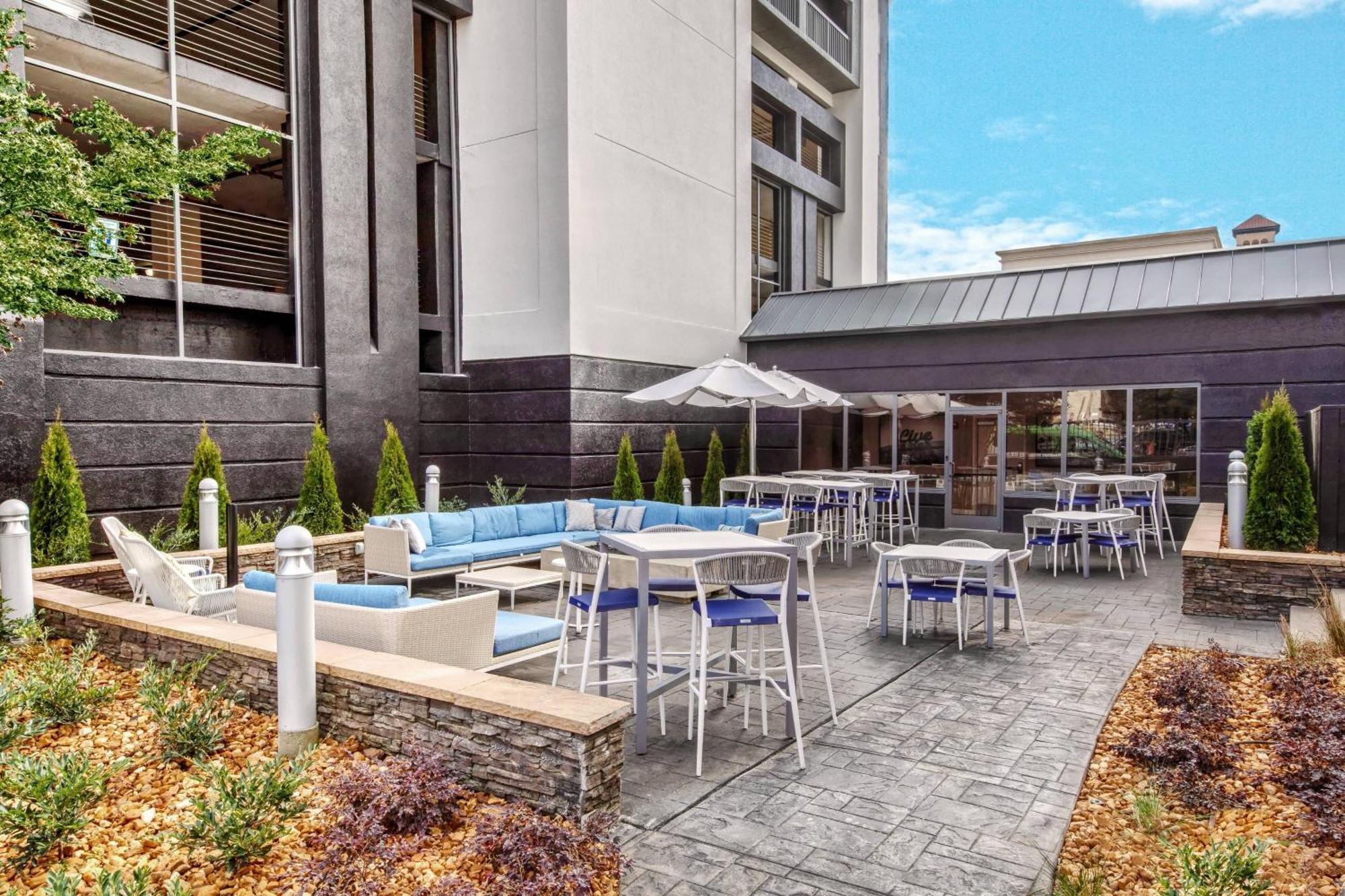Courtyard By Marriott Nashville Vanderbilt West End Exterior photo